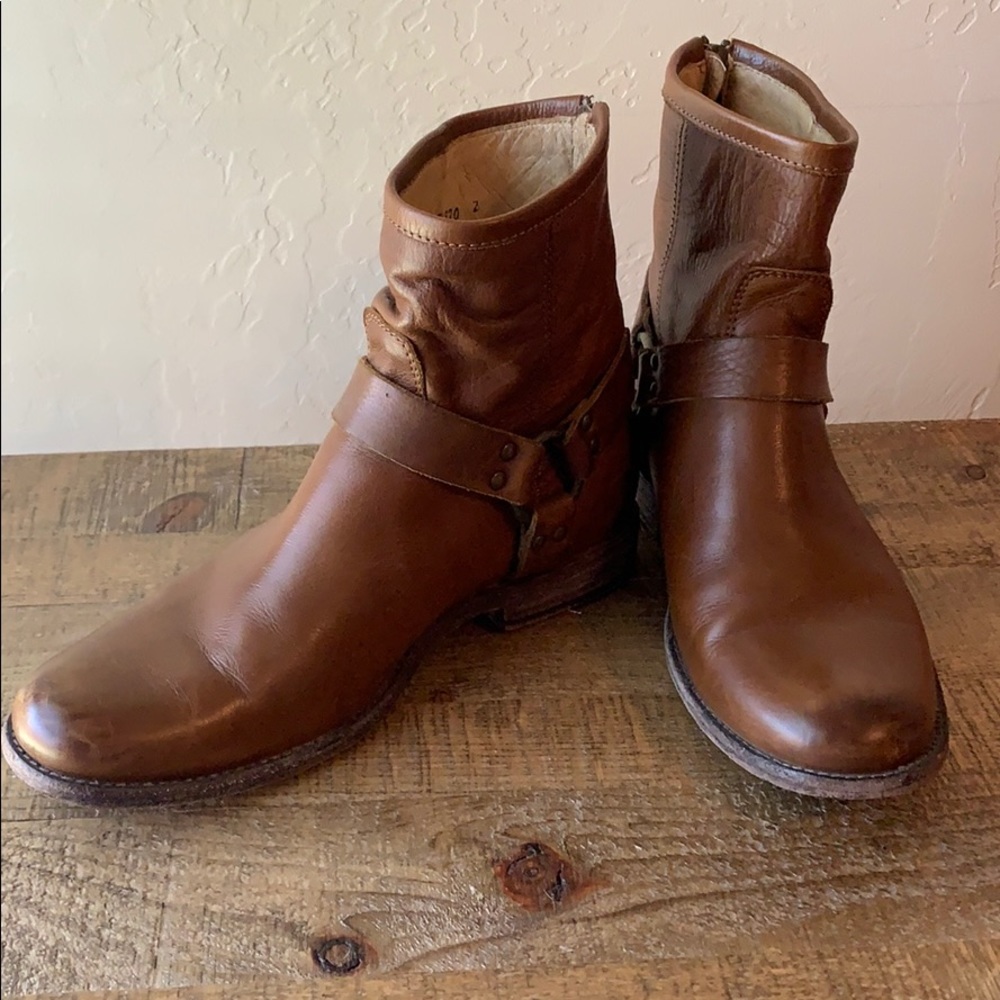 Frye Phillip Harness Short Boot